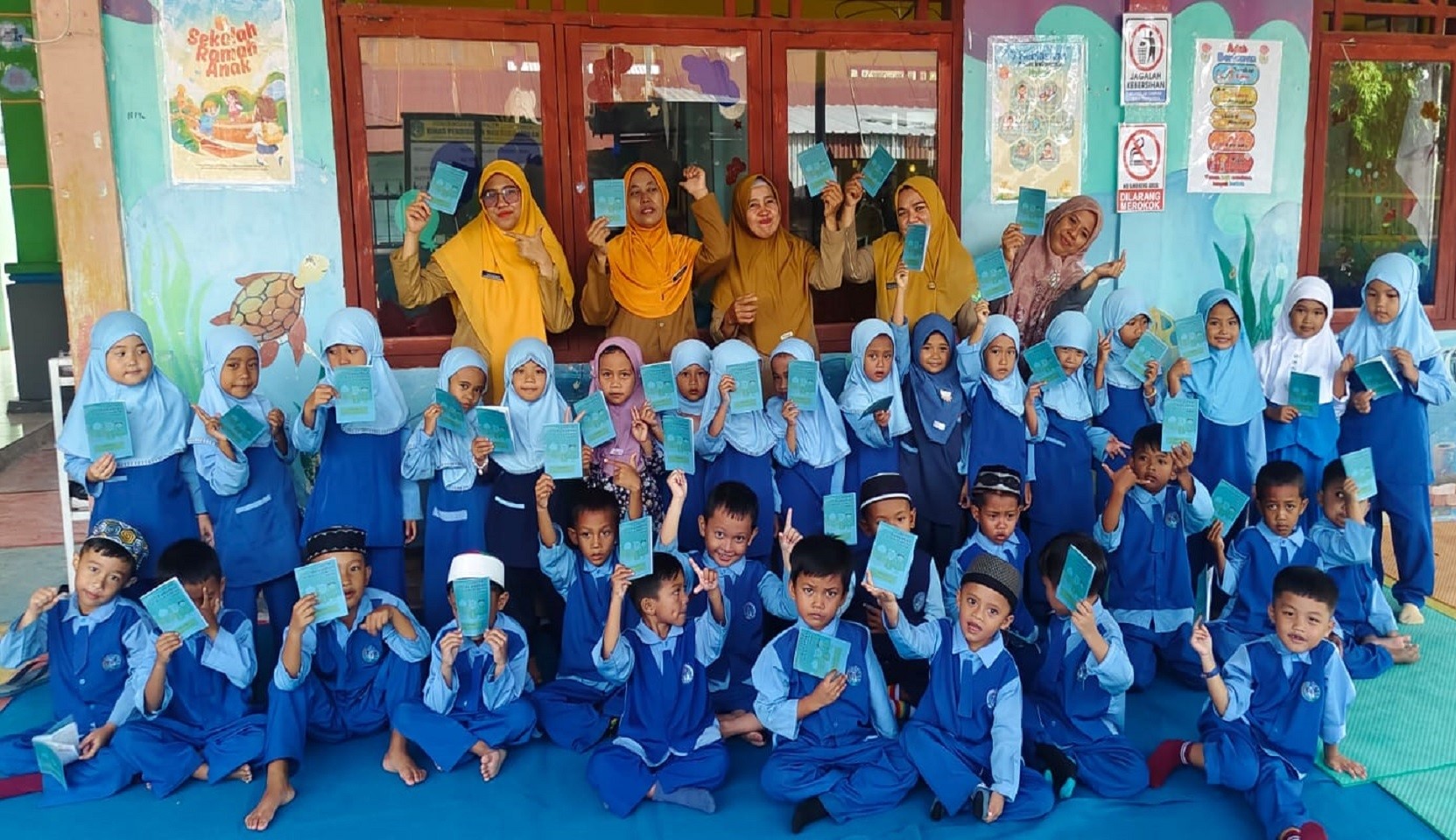 Serunya Anak-Anak TK ABA 03 Bumiayu Belajar Membatik dengan Kunyit dan Sabun